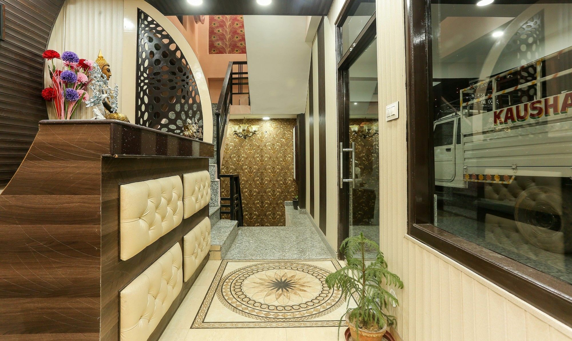 Treebo Roshan House With Valley View McLeod Ganj Exterior foto